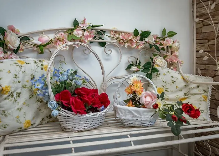 Eden Lounge Restaurant & Верешедьхаз